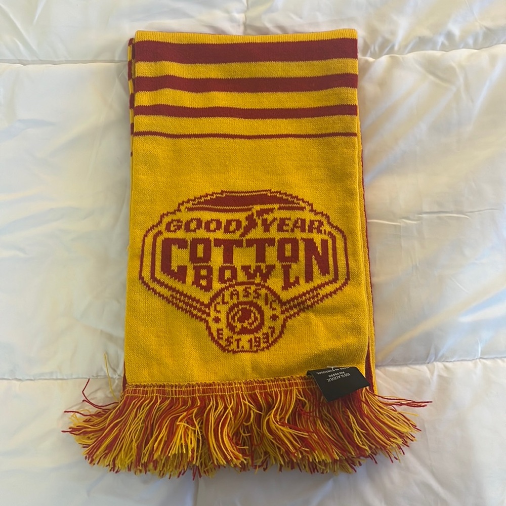 USC cotton bowl scarf. Great condition